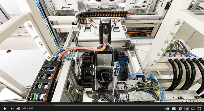 Handling von Spritzgussteilen - eine Sondermaschine der esmo automation