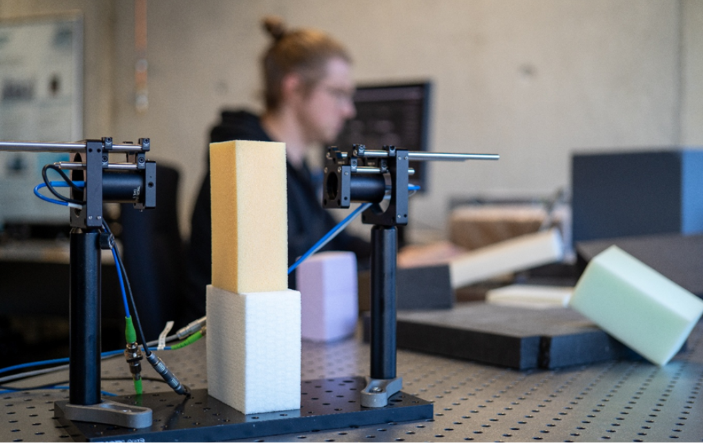 Untersuchung der Schaumparamater mit der THz-Technik in der Laborumgebung