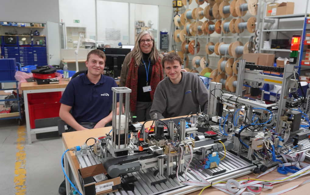 Besuch der US-Delegation im Bereich Automation und Ausbildung bei esmo AG in Rosenheim