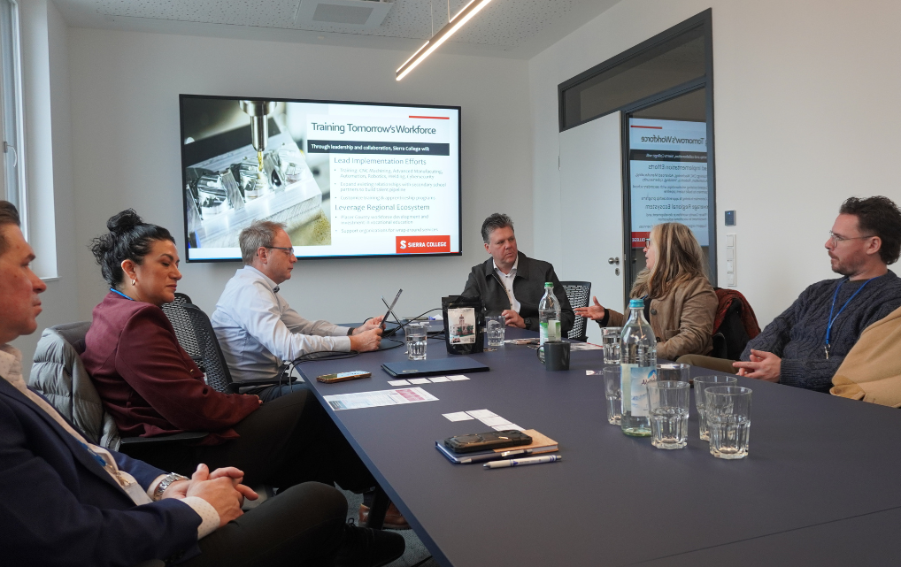 Diskussion über internationale Zusammenarbeit zwischen esmo AG und Vertretern aus Wirtschaft und Wissenschaft der USA