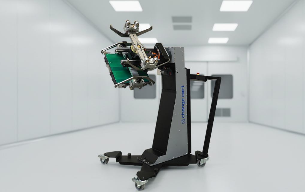 esmo x-change cart – full view in semiconductor test environment with mounted Device Interface Board (DIB) in operating position